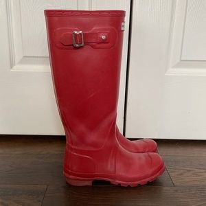 HUNTER | Red Rubber Rain Boots